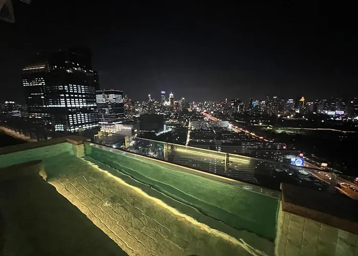 Апартаменты Luxury Stay, Walk To One