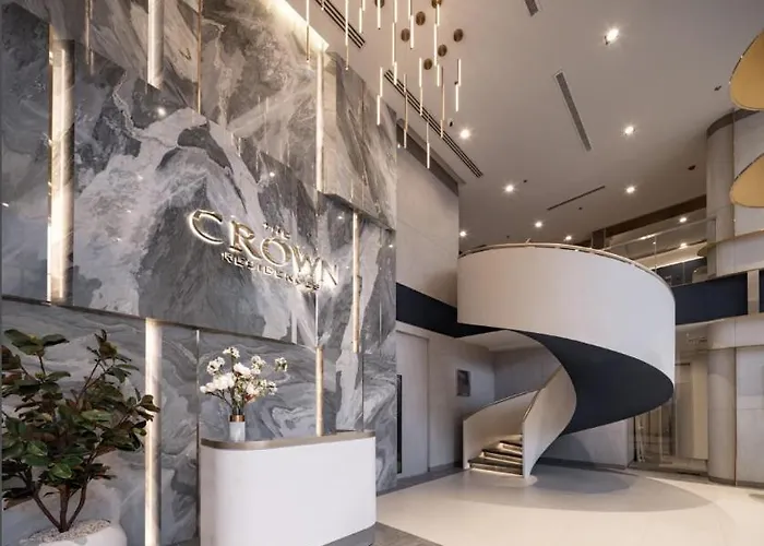 Luxury Stay, Walk To One *